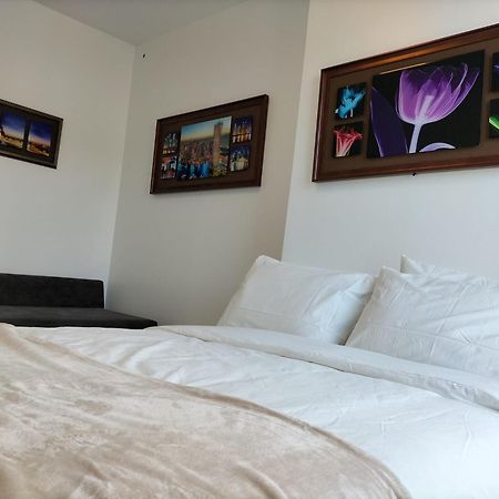 Paris Tourist Apartment, France Стен Екстер'єр фото