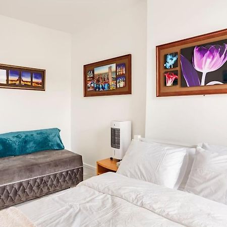 Paris Tourist Apartment, France Стен Екстер'єр фото