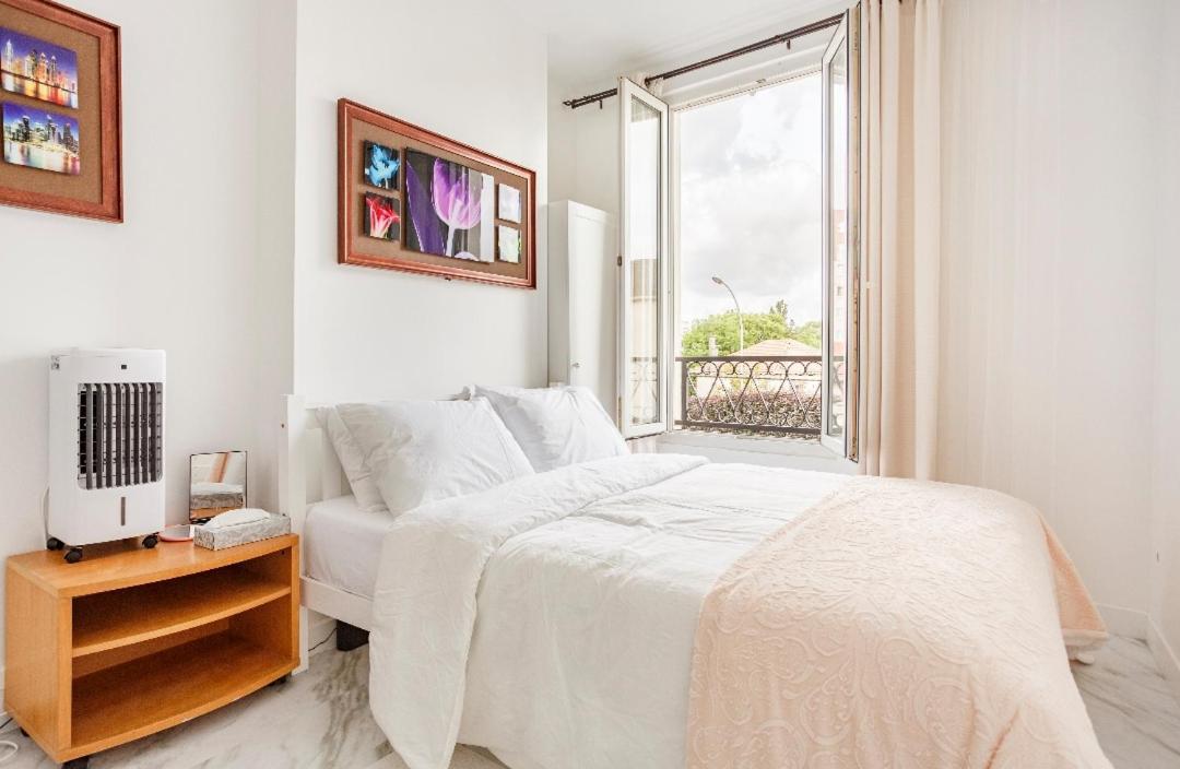 Paris Tourist Apartment, France Стен Екстер'єр фото