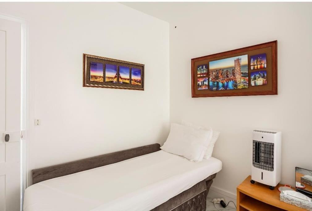 Paris Tourist Apartment, France Стен Екстер'єр фото