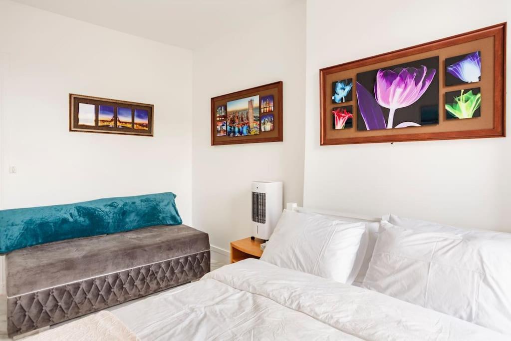Paris Tourist Apartment, France Стен Екстер'єр фото
