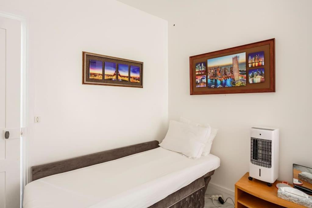 Paris Tourist Apartment, France Стен Екстер'єр фото